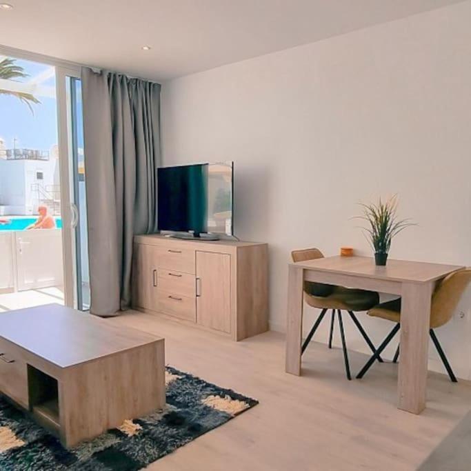Puerto Del Carmen Airconditioned 2Bed Poolside Apt Puerto del Carmen (Lanzarote) Exterior foto