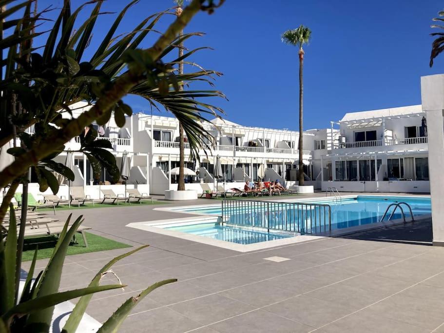 Puerto Del Carmen Airconditioned 2Bed Poolside Apt Puerto del Carmen (Lanzarote) Exterior foto